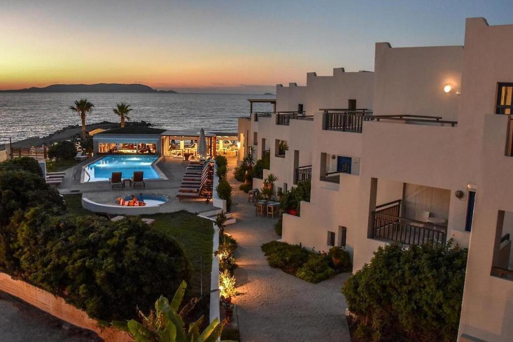 Yria Beach Hotel Kokkini Hani Bagian luar foto