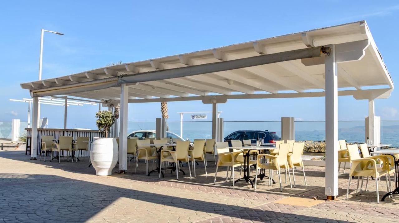 Yria Beach Hotel Kokkini Hani Bagian luar foto
